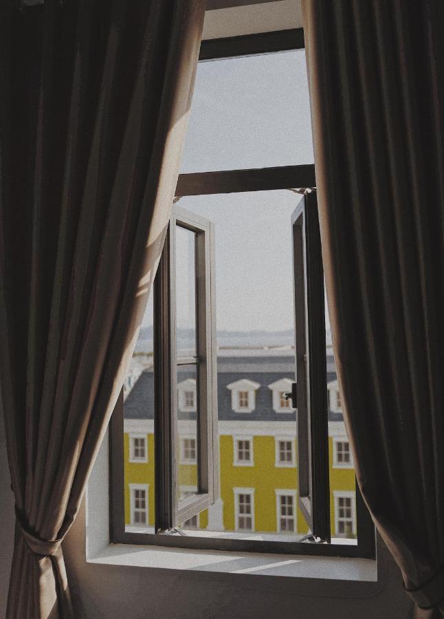 Beach Hotel Ha Long Bagian luar foto