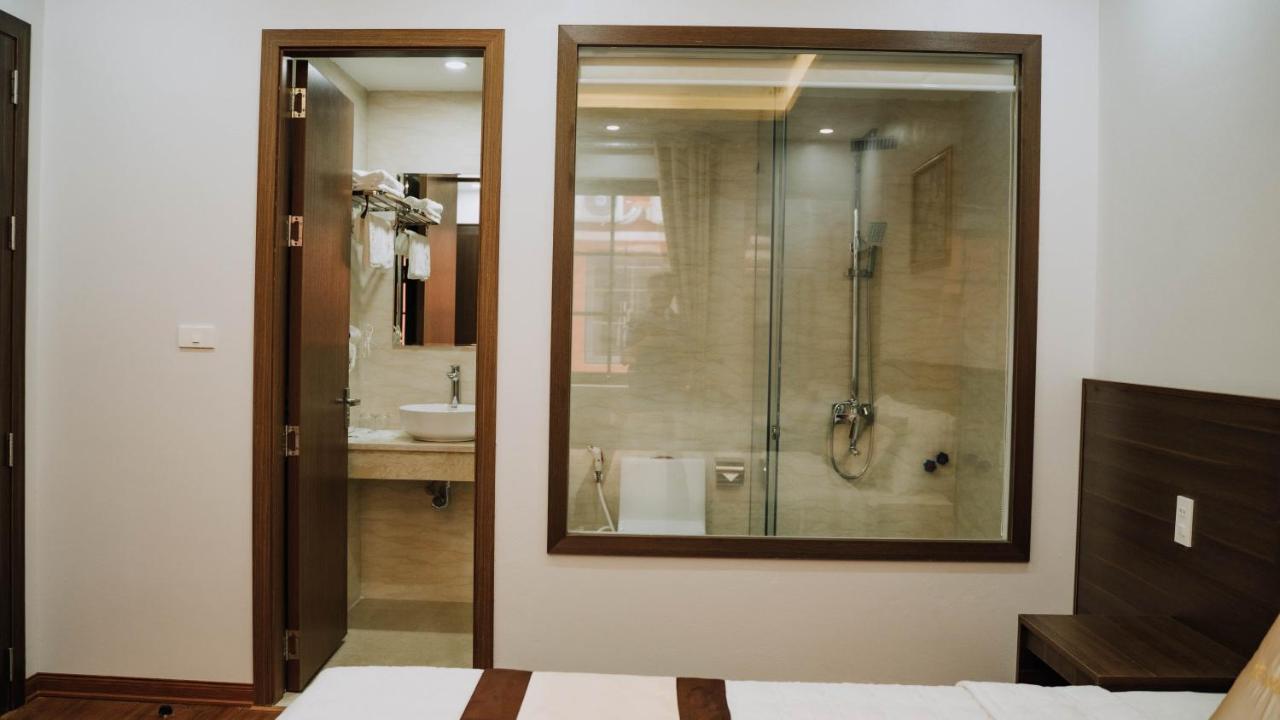 Beach Hotel Ha Long Bagian luar foto
